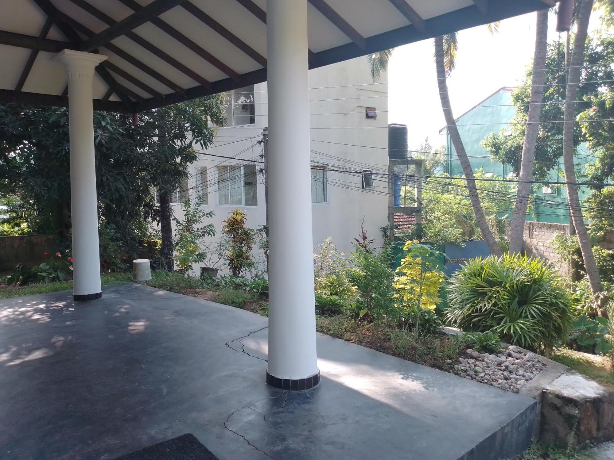 Sea & Greens Apartments Unawatuna Exterior foto